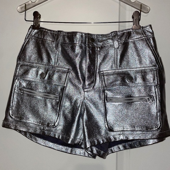 NWT! ANTHROPOLOGIE Silver Metallic Faux Leather Shorts Size 6 - Picture 11 of 13